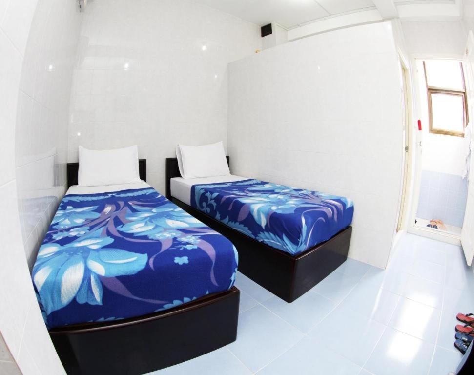 Penguin Hotel Kawthaung Extérieur photo