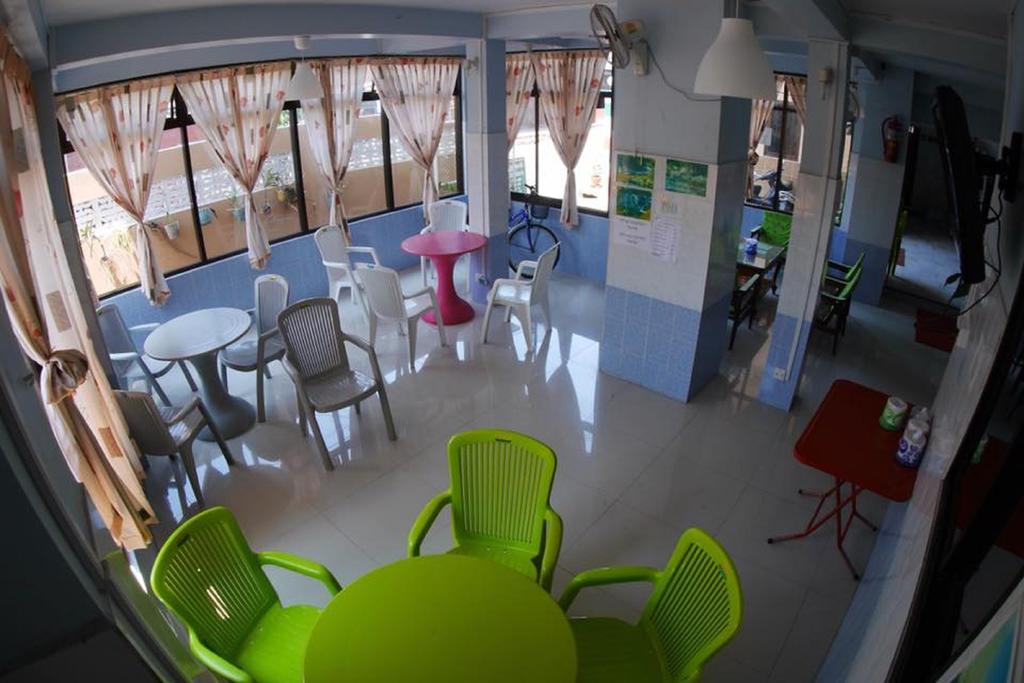 Penguin Hotel Kawthaung Extérieur photo