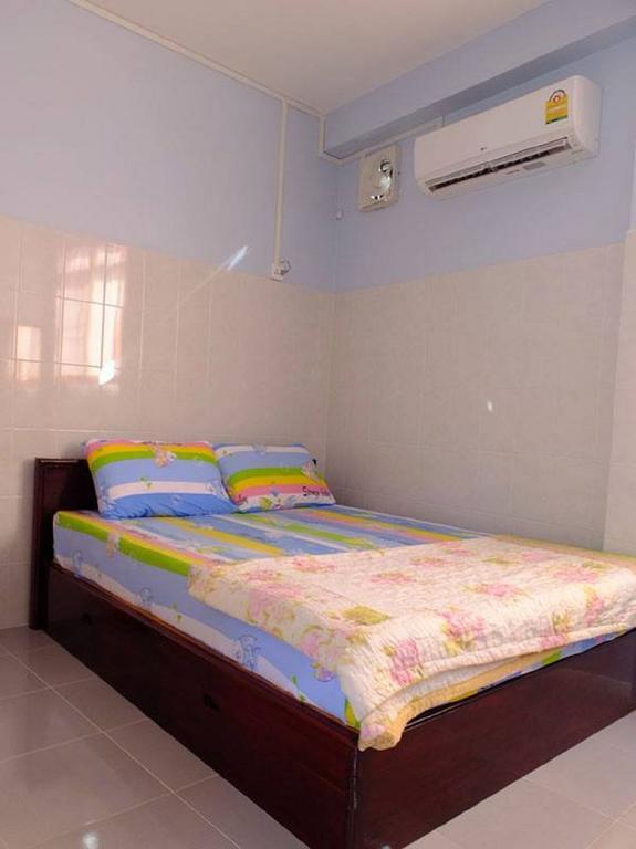 Penguin Hotel Kawthaung Extérieur photo