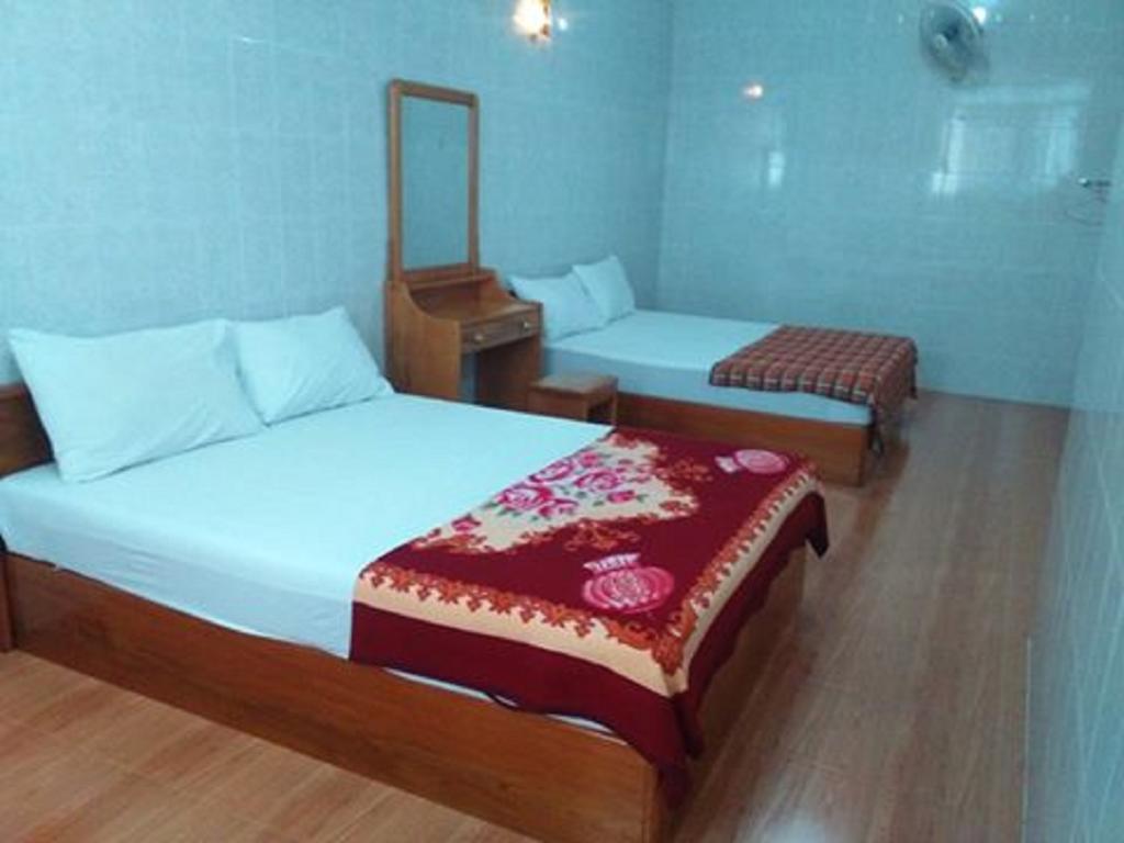 Penguin Hotel Kawthaung Extérieur photo