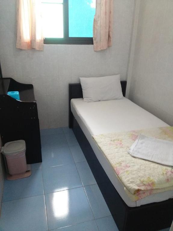 Penguin Hotel Kawthaung Extérieur photo